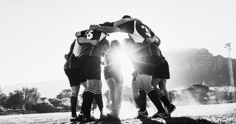 Stade Toulousain. Avant le combat, le recueillement, l’hommage émouvant à Medhi Narjissi : ''Un devoir de mémoire''