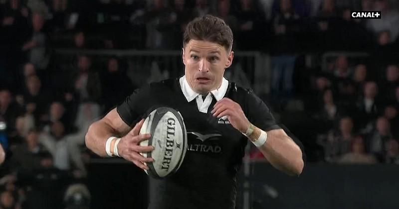 RESUME VIDEO. Décisif, Beauden Barrett permet aux All Blacks de conserver leur invincibilité trentenaire à l'Eden Park