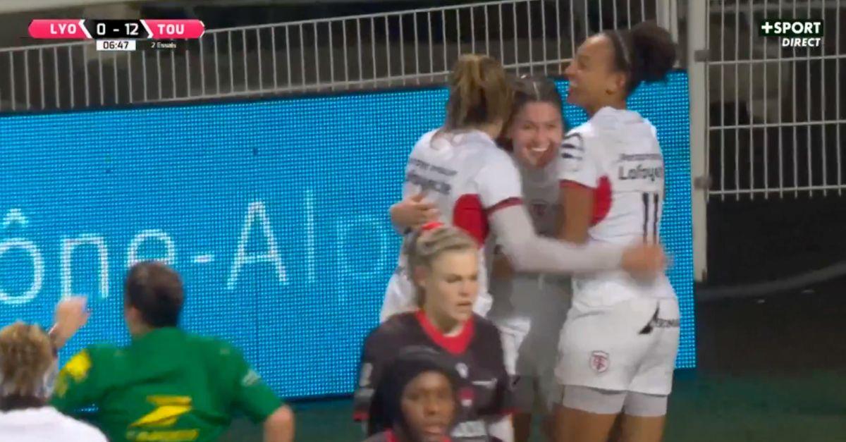 Rugby. Sous les projos de Canal+, le Stade Toulousain féminin balaye les Louves