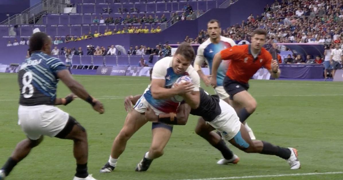 RUGBY. ''Dupont n'est même pas le meilleur demi de mêlée de tous les temps'' affirme ce célèbre commentateur