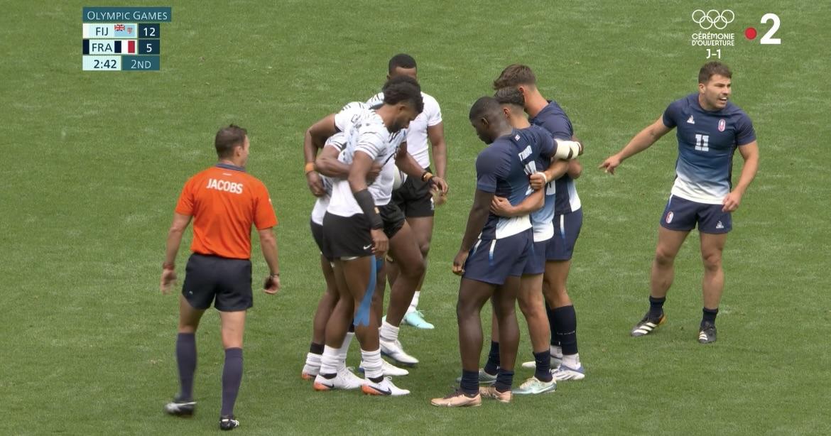 RUGBY. Un cran au-dessus, les fantasques fidjiens renversent les Bleus avant le quart de finale